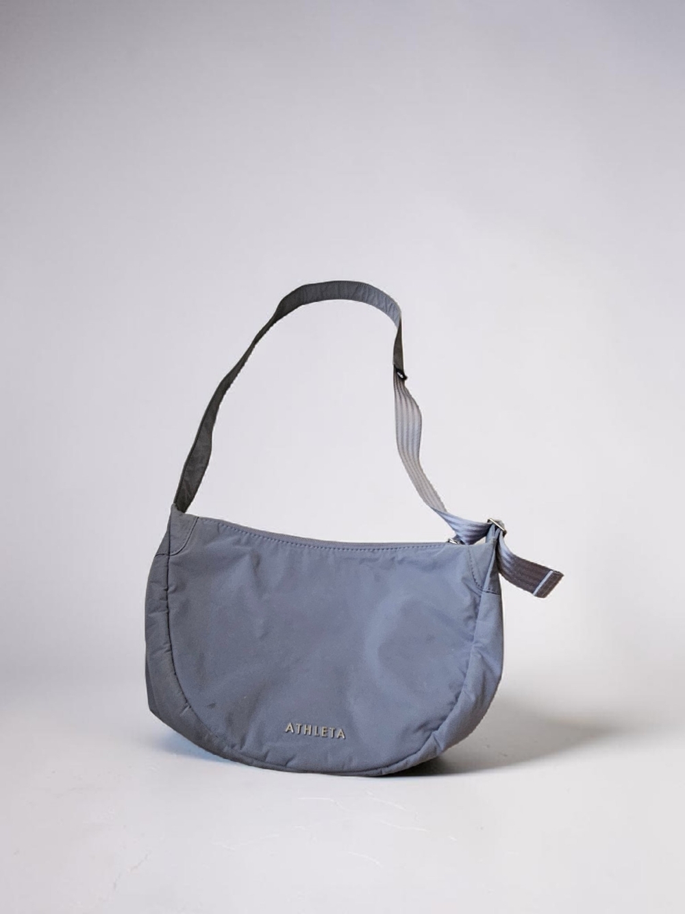 Athleta Gray Shoulder Bag - Casual Everyday Crossbody